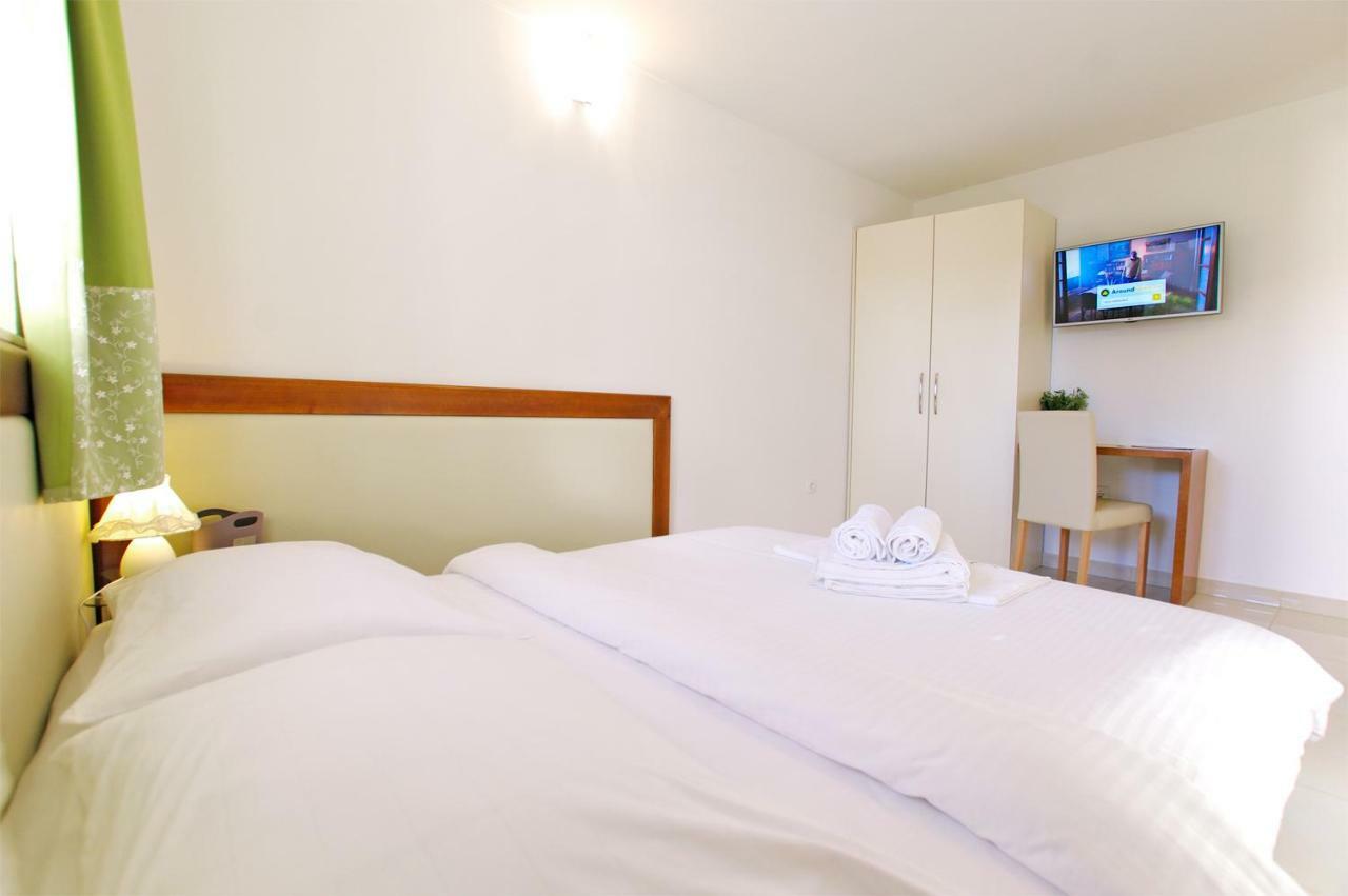 Apartman Murter Center 4+1 Id 720公寓 外观 照片