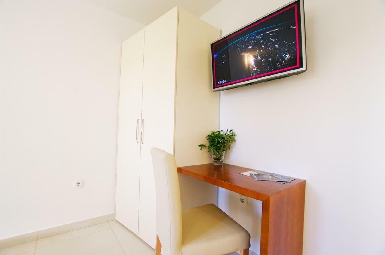 Apartman Murter Center 4+1 Id 720公寓 外观 照片