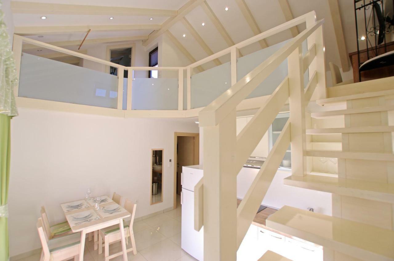 Apartman Murter Center 4+1 Id 720公寓 外观 照片