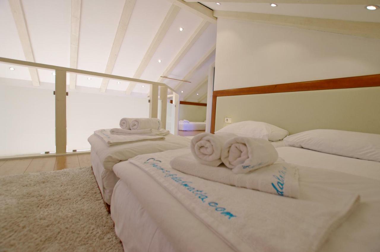 Apartman Murter Center 4+1 Id 720公寓 外观 照片